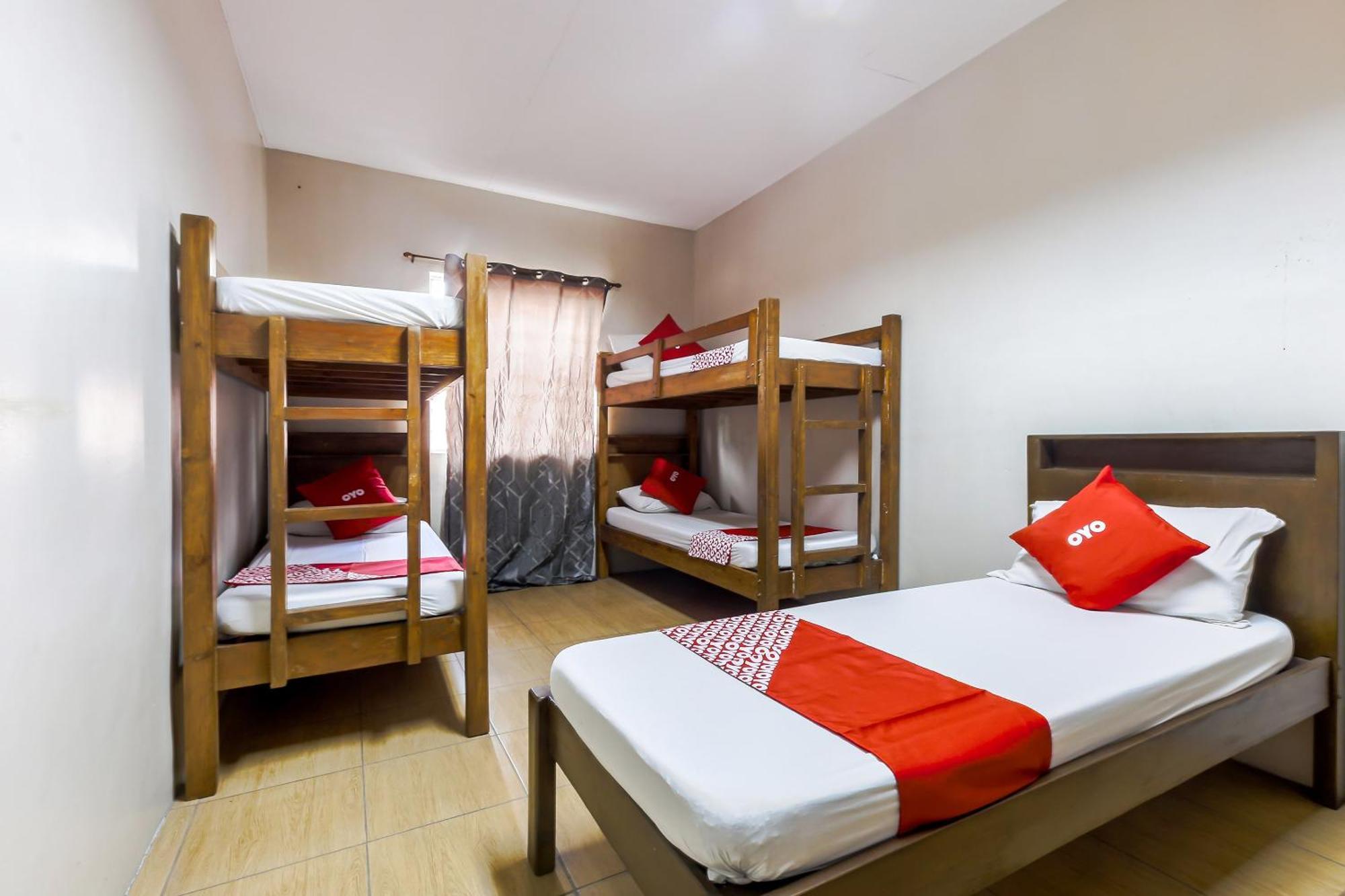 Metro Deluxe Residences Pasay Dış mekan fotoğraf
