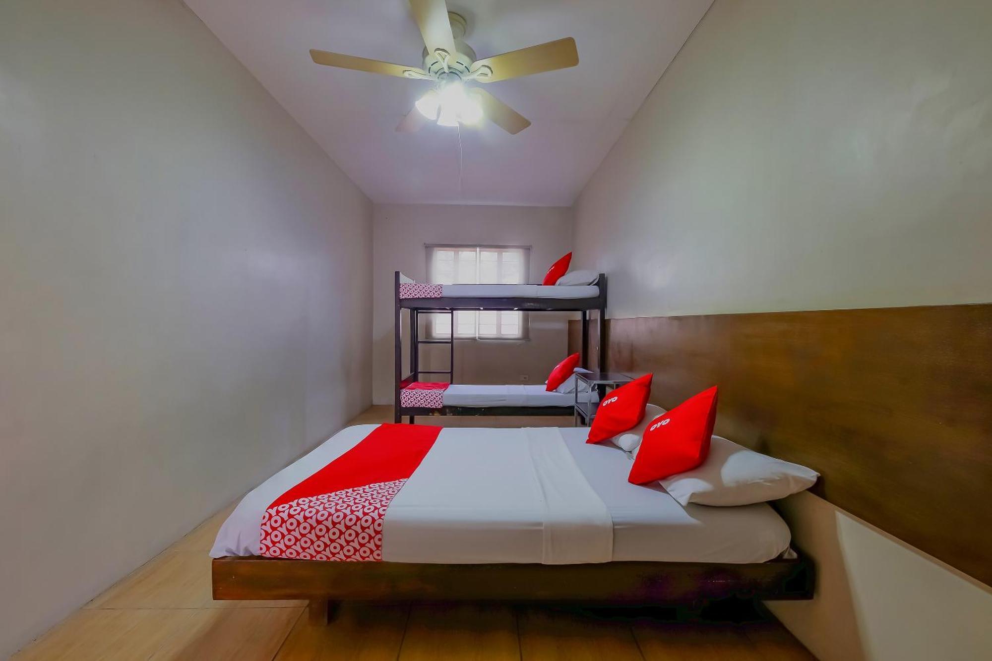 Metro Deluxe Residences Pasay Dış mekan fotoğraf