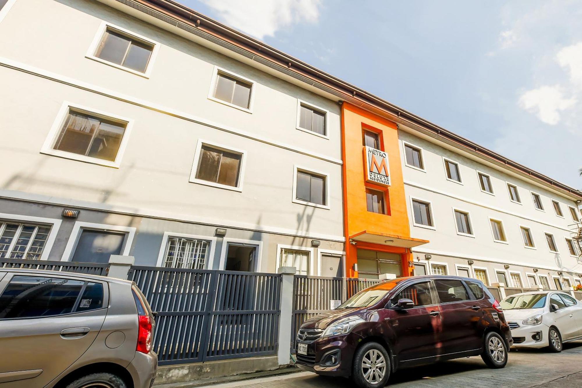 Metro Deluxe Residences Pasay Dış mekan fotoğraf