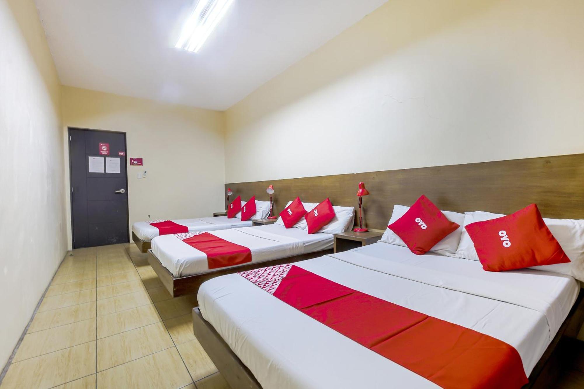 Metro Deluxe Residences Pasay Dış mekan fotoğraf